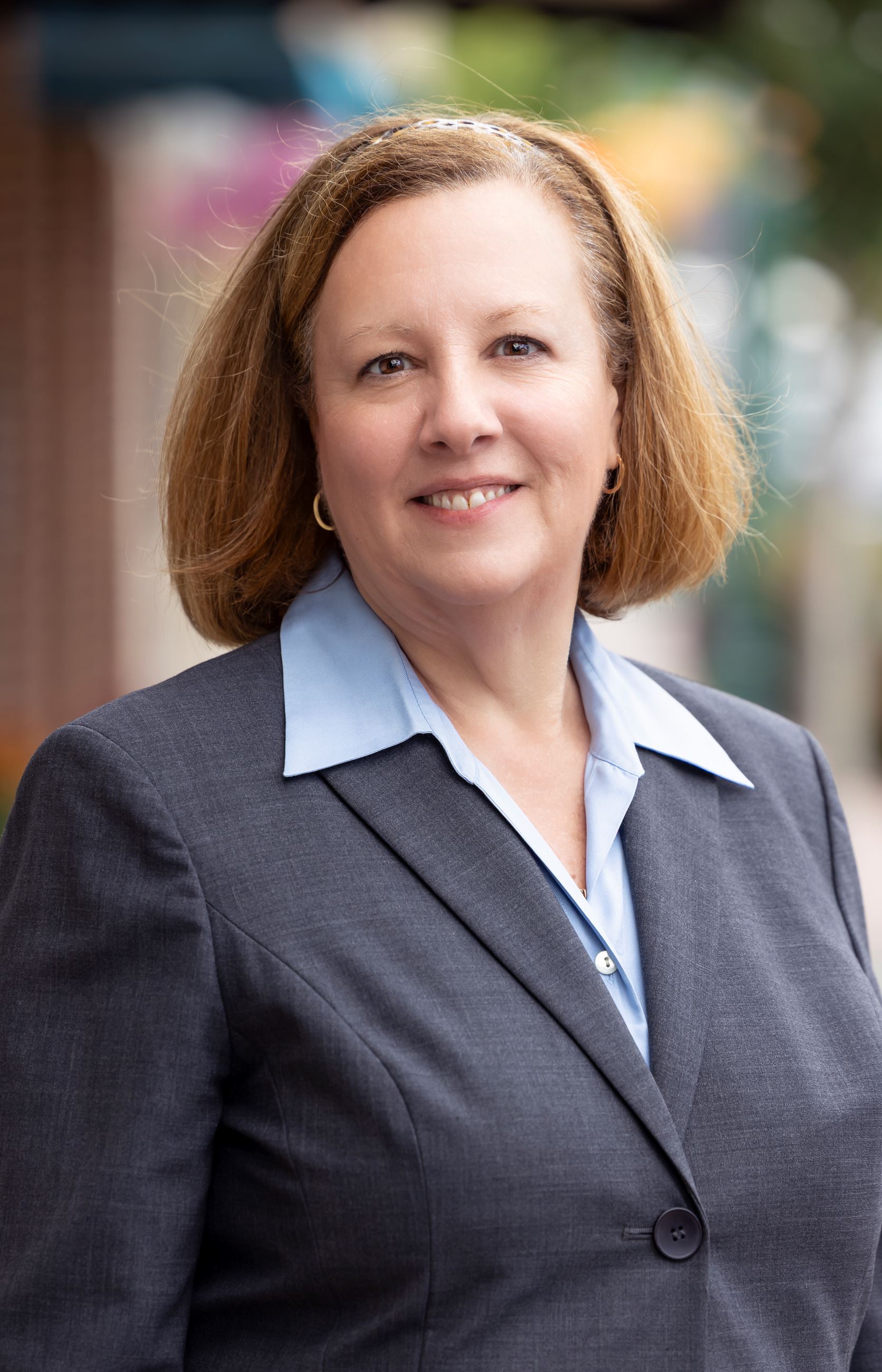 A headshot of Donna O'Keefe